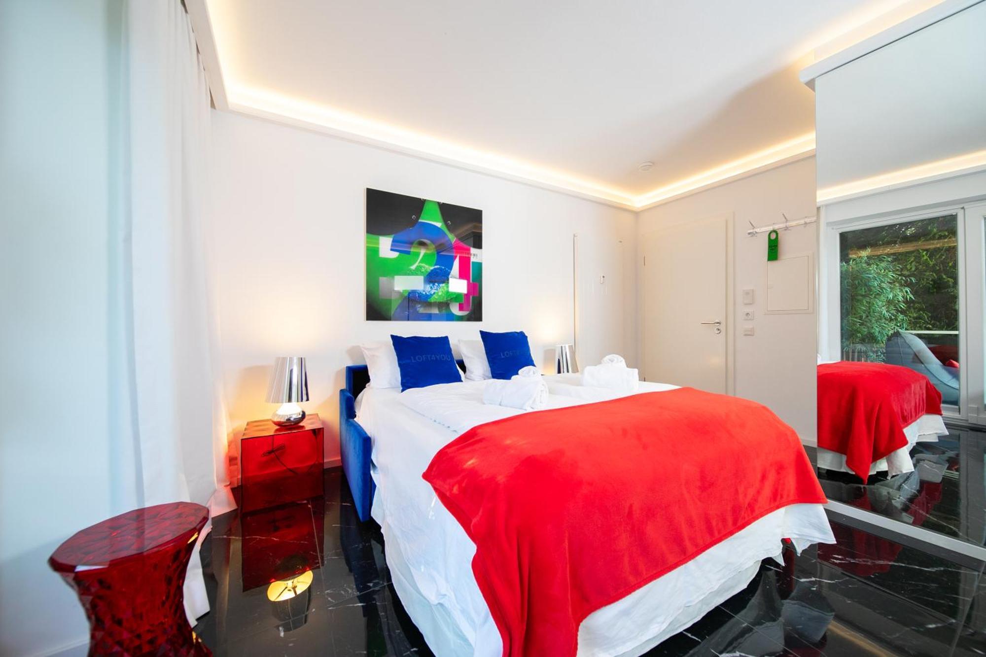 Loft4You - Hideaway - By Favorite Stays นอยส์ ภายนอก รูปภาพ