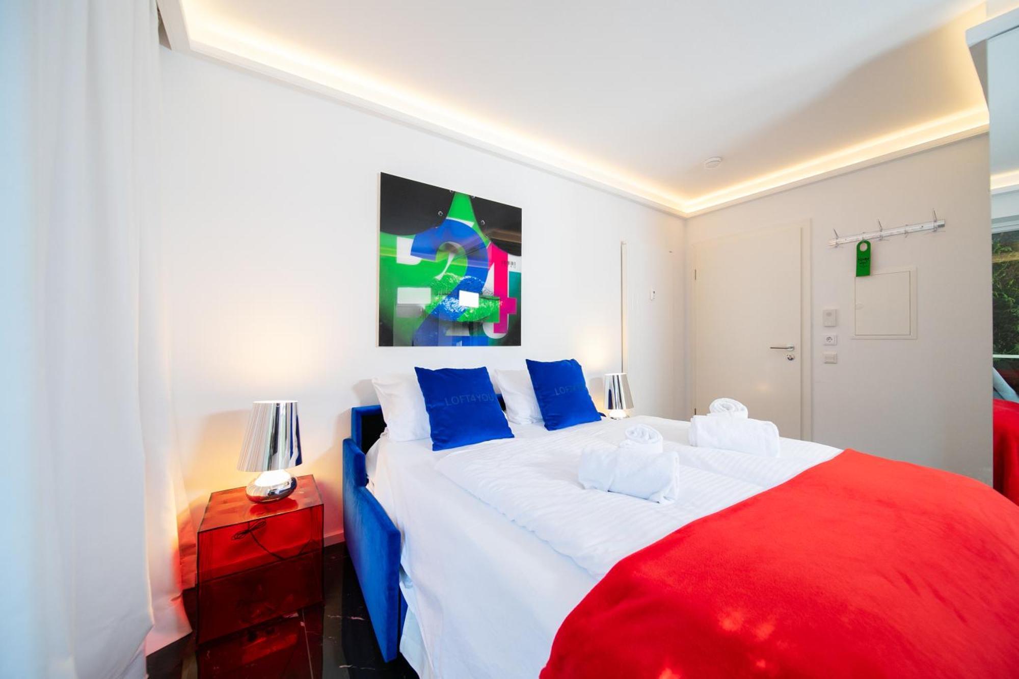 Loft4You - Hideaway - By Favorite Stays นอยส์ ภายนอก รูปภาพ